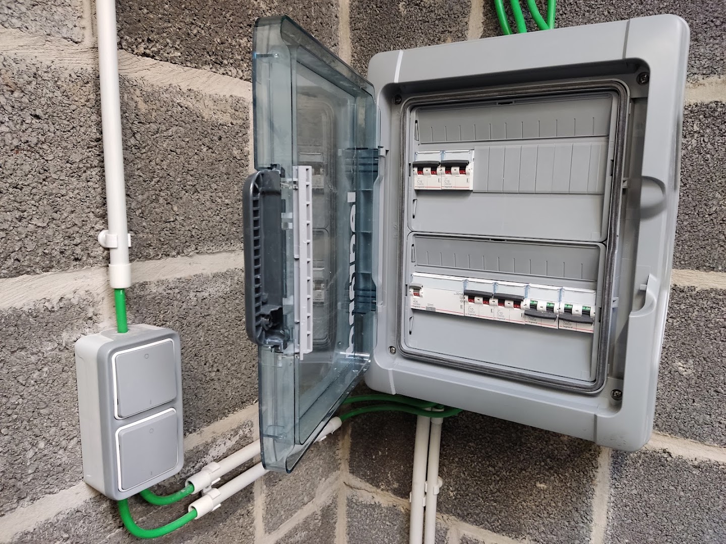 Electricite Generale et Travaux Speciaux Sa — Foto’s 4