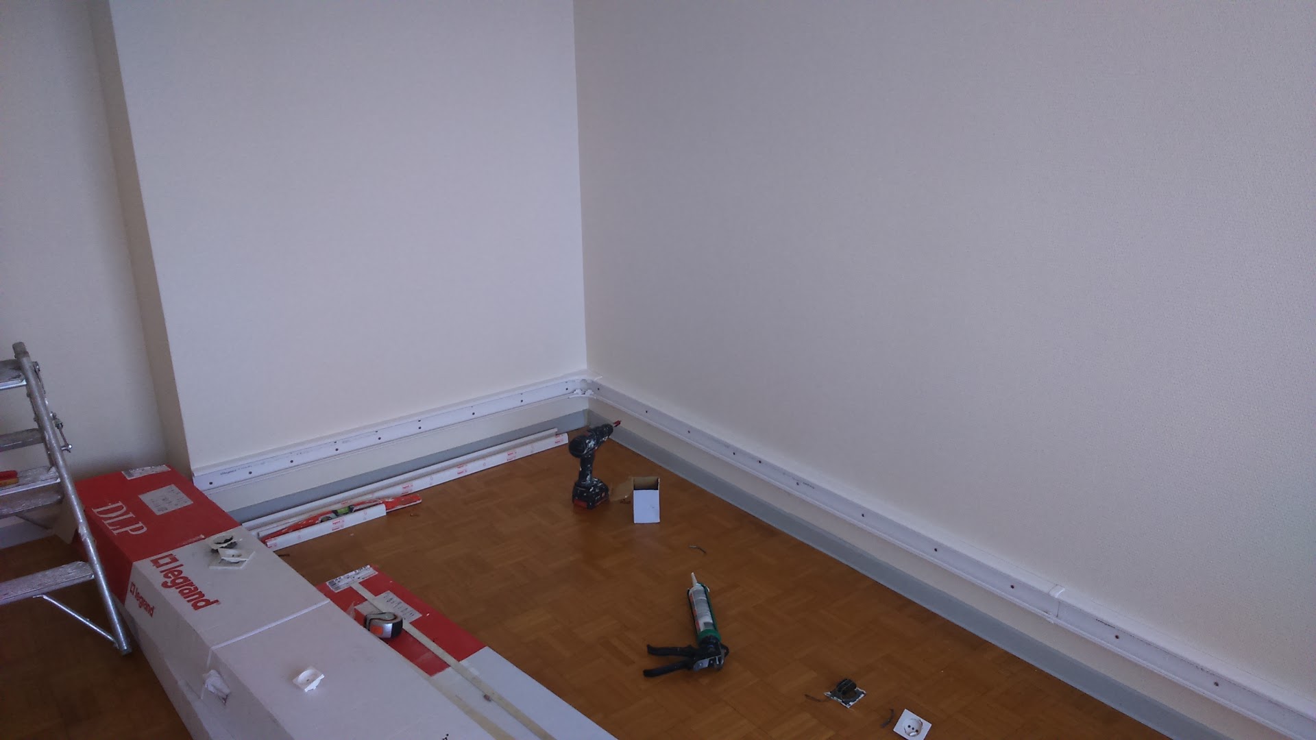 Electricite Generale et Travaux Speciaux Sa — Foto’s 11