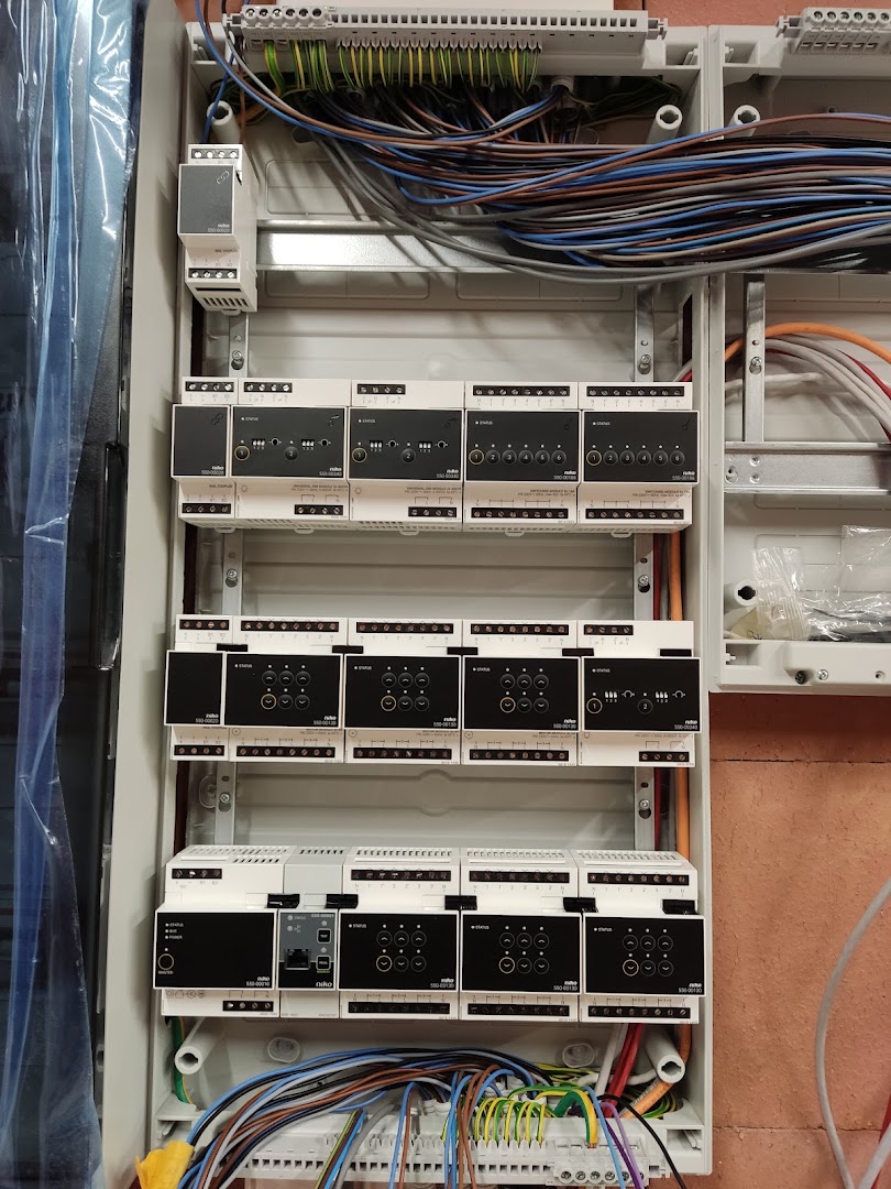 Electricite Generale et Travaux Speciaux Sa — Foto’s 15